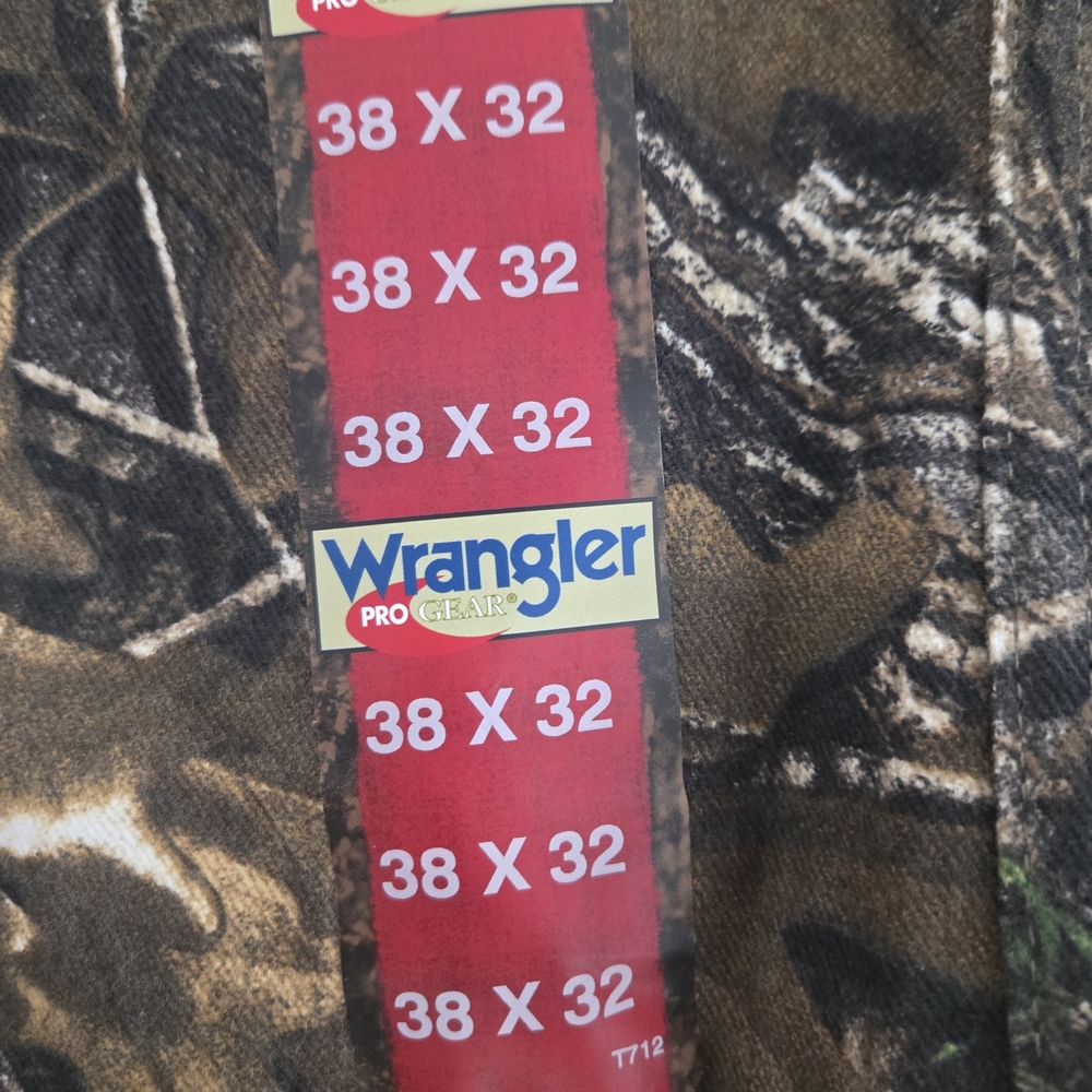 Wrangler Camouflage Outdoor Pants - Picture 5 of 5